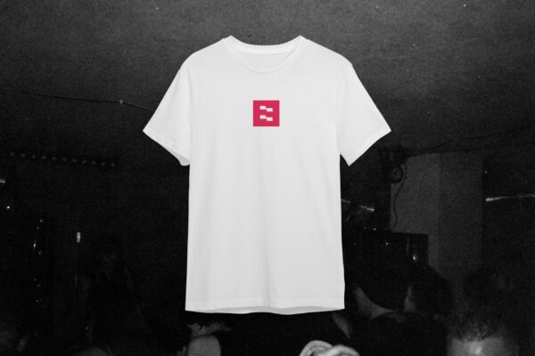 T-shirt MEET "Vietato Ballare" Bianca con dettaglio rosso - immagine 2