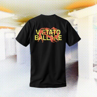 T-shirt MEET "Vietato Ballare" Nera con dettaglio rosso/giallo